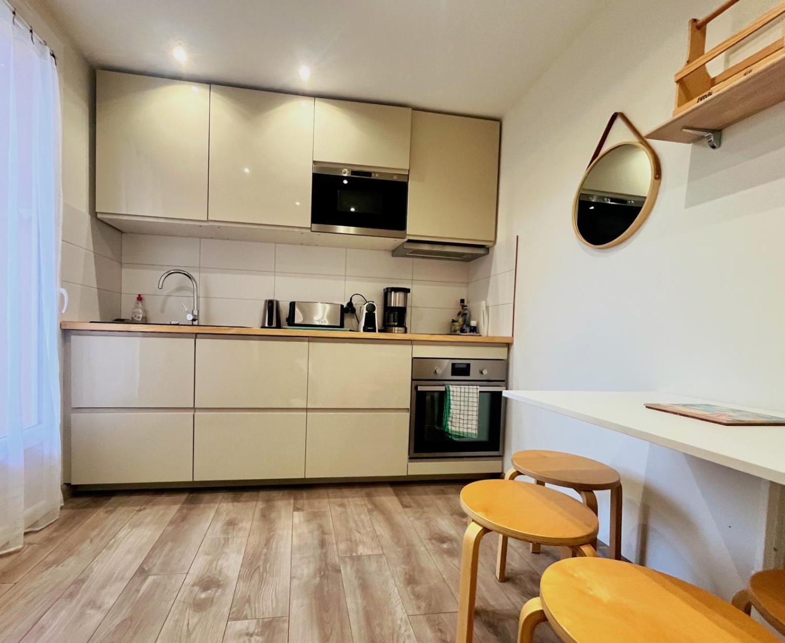 Le 13 Apartment